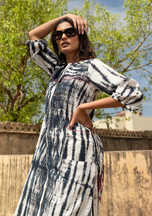 Black Abar Tie & Dye Handcrafted shirt Kurta with pant salwar (set of 2)