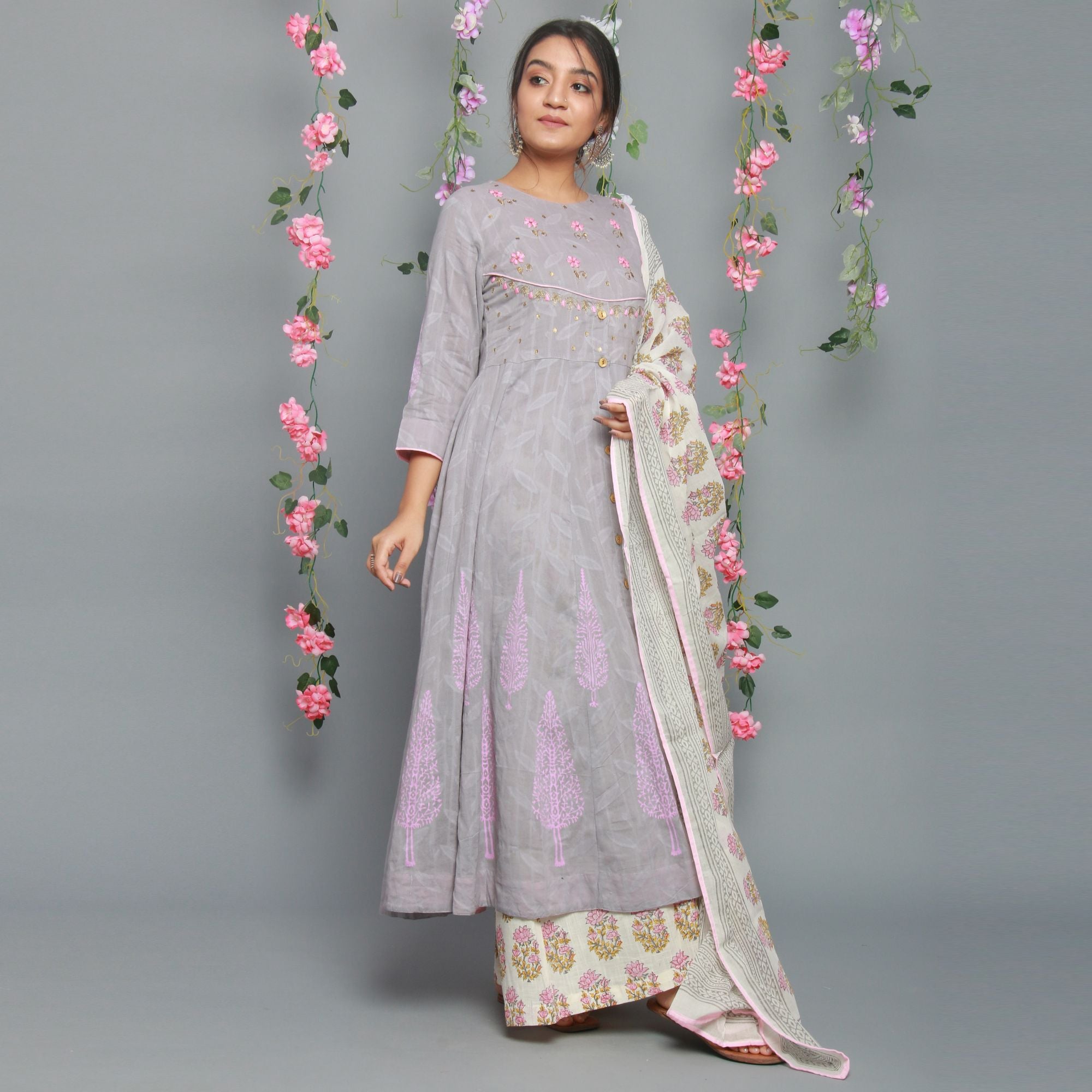 Jacquard grey Anarkali Kurta with Palazzo and Dupatta (Set Of 3)