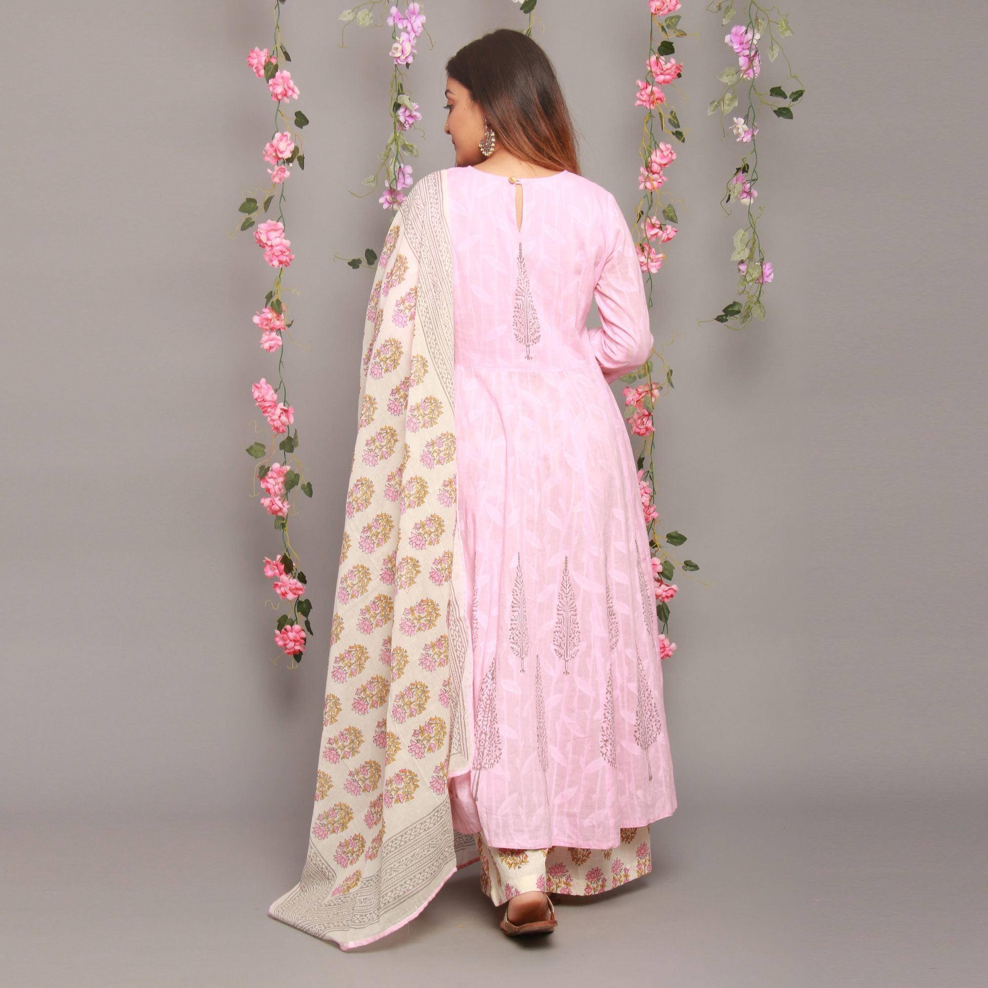 Jacquard pink Anarkali Kurta with Palazzo and Dupatta (Set Of 3)