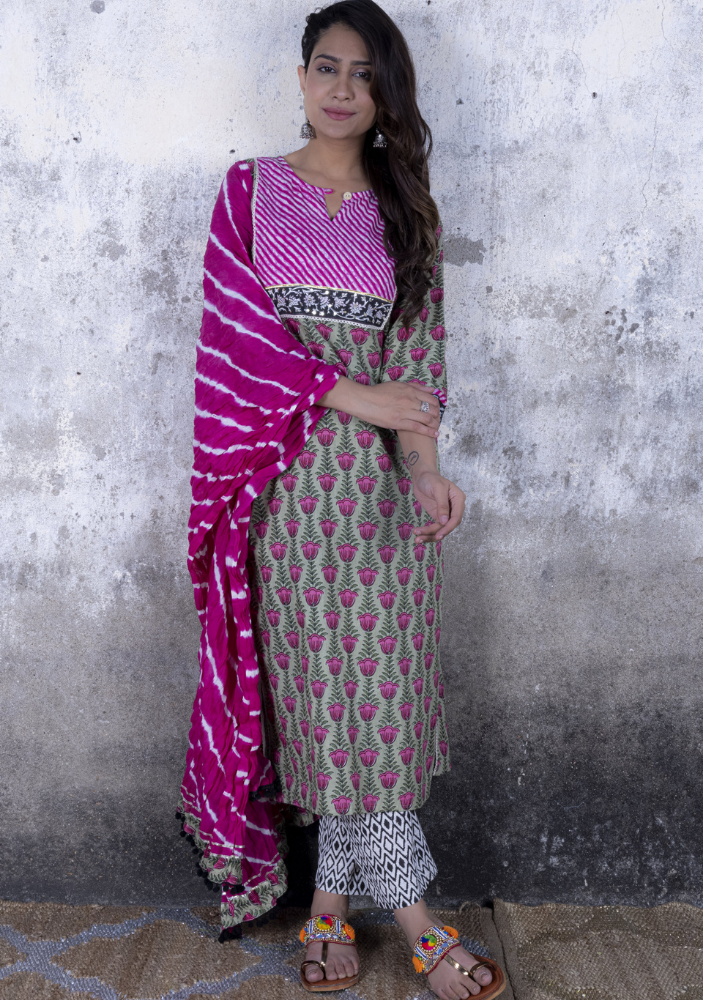 Tulip Print Straight Kurta with Pant & Laharia Dupatta (Set of 3)