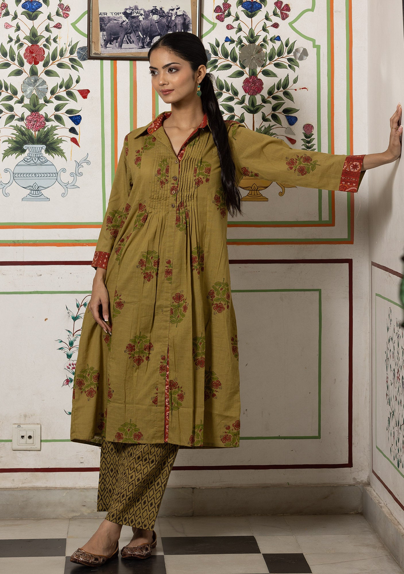 Rang Mehendi Green Comfort Kurta with Pant. (set of 2)