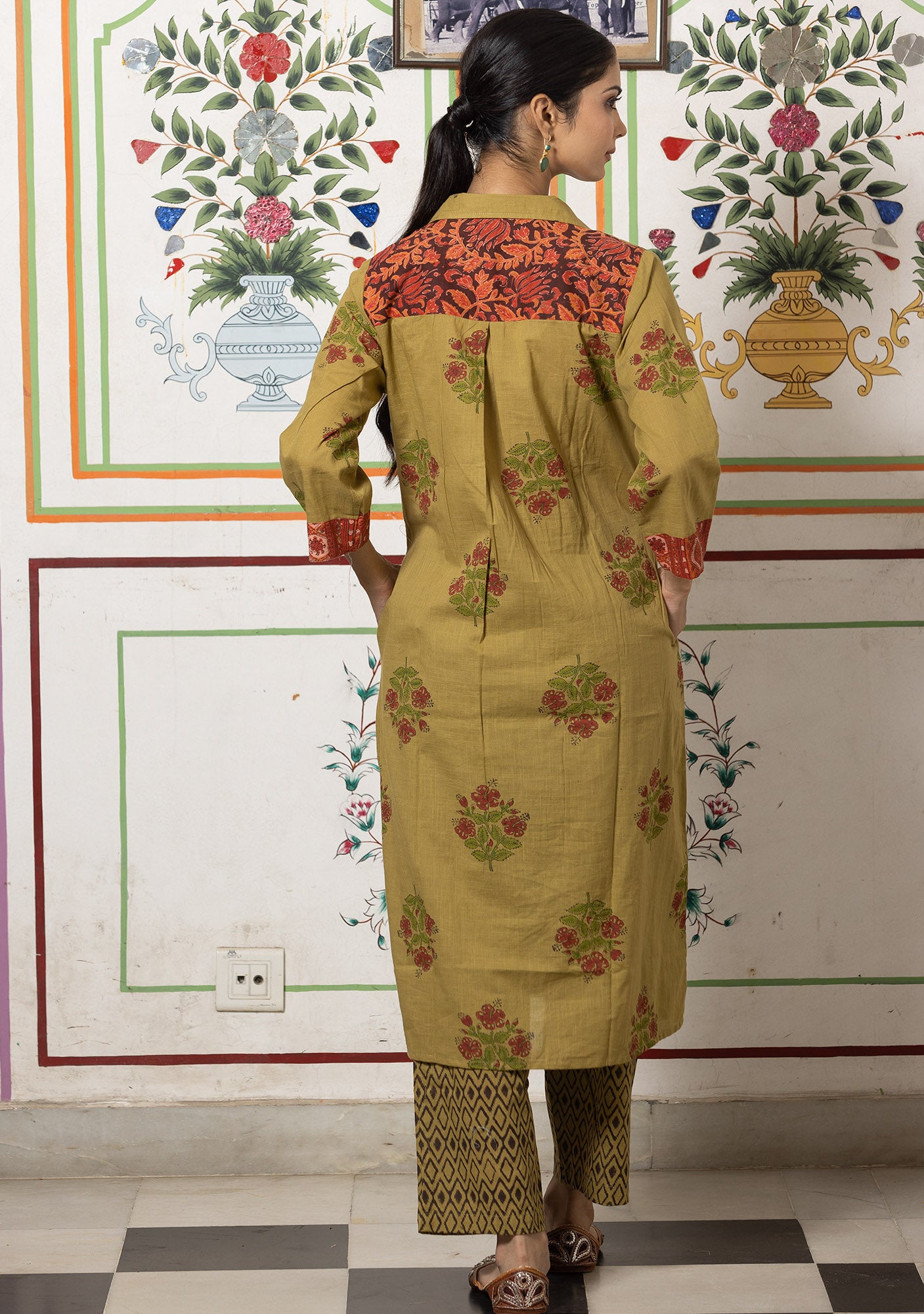 Rang Mehendi Green Comfort Kurta with Pant. (set of 2)