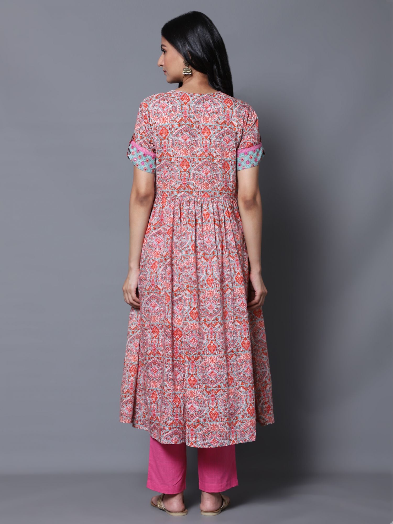 Pink Mughal Jaal Anarkali Kurta with Pant (Set of 2)