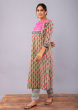Tulip print Straight kurta with Block Printed Pant. (set of 2)