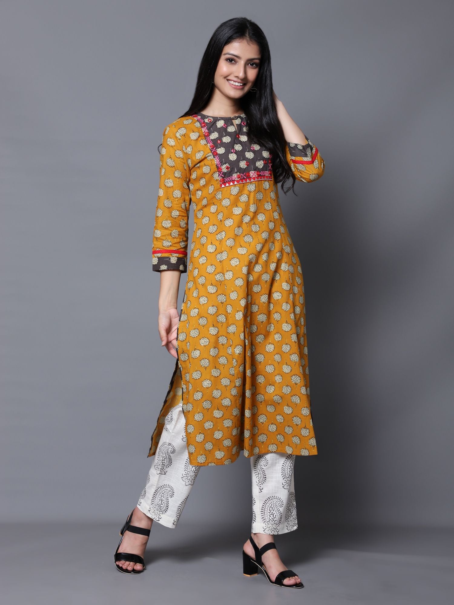 Yellow Booti Print Kurta with Pant (Set of 2)